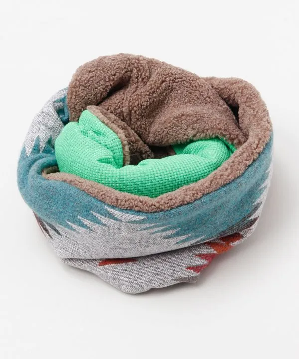 Geom Pattern Boa Snood